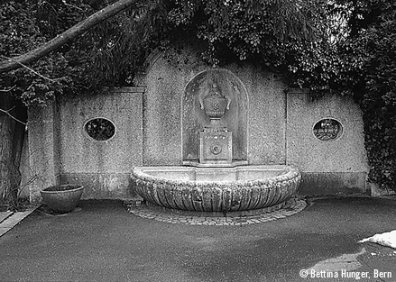 Zentraler Brunnen auf dem Friedhof Liestal