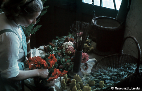 Arbeiten als Blumenbinderin, 1945