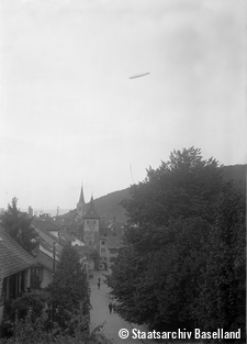 Am Himmel über Liestal, 1929
