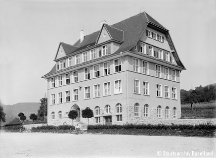 Schulhaus Reigoldswil